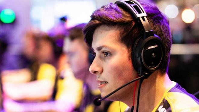 以年轻核心 以年轻核心